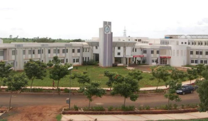 Smt. Shantadevi Memorial Ayurvedic College