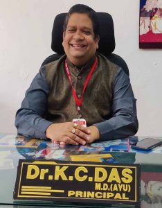 Shri Vijay Mahantesh Ayurvedic Medical College & Research Centre, pricipal